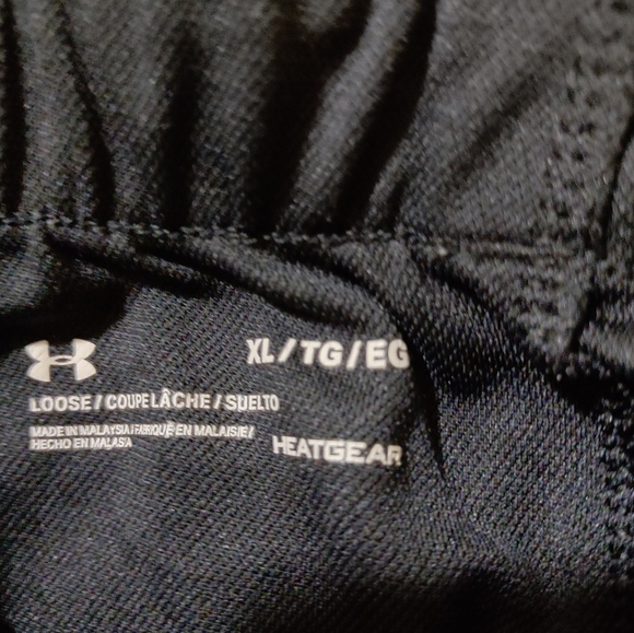 6 pair of UnderArmor - Picture 2 of 2
